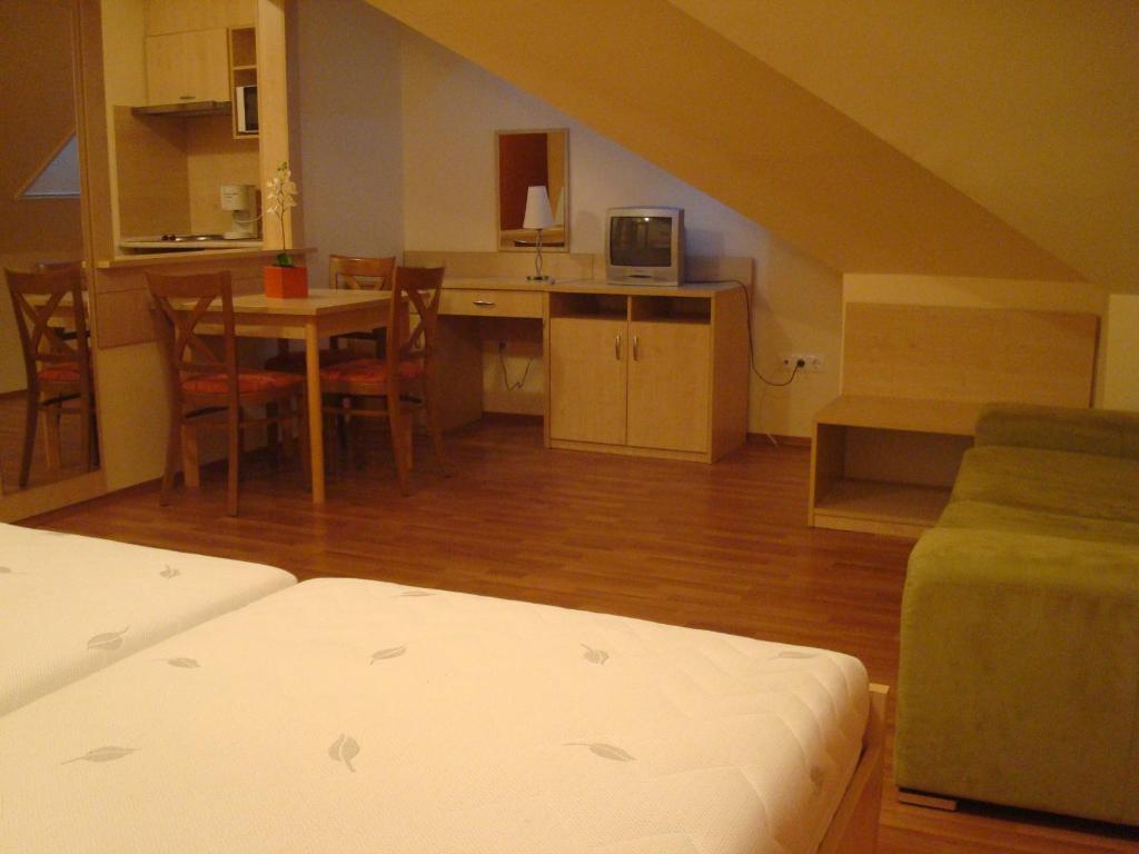 Carpe Diem Apartment Hajdúszoboszló Δωμάτιο φωτογραφία