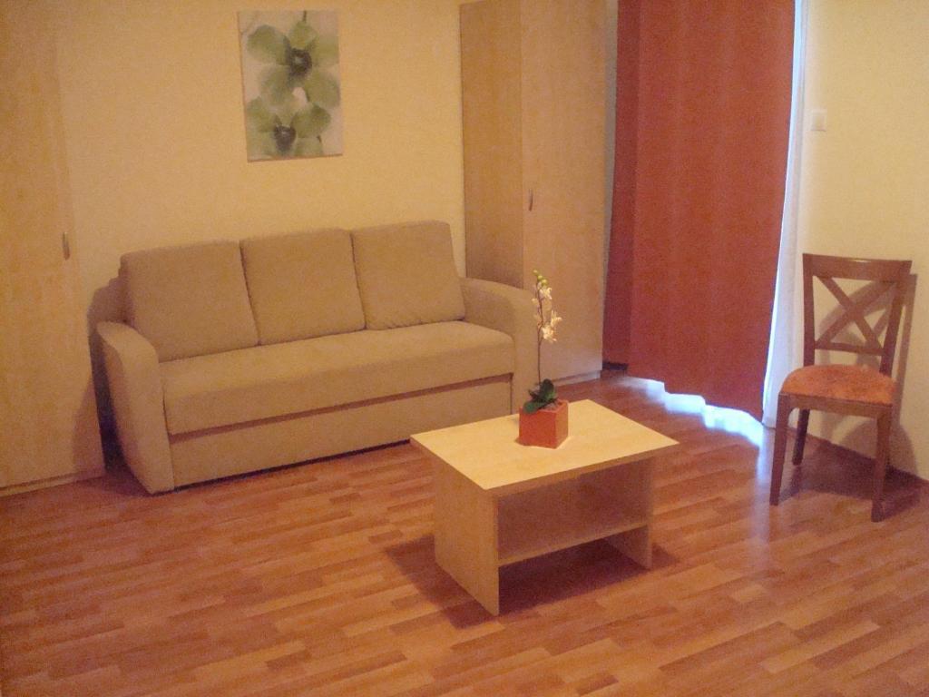 Carpe Diem Apartment Hajdúszoboszló Δωμάτιο φωτογραφία