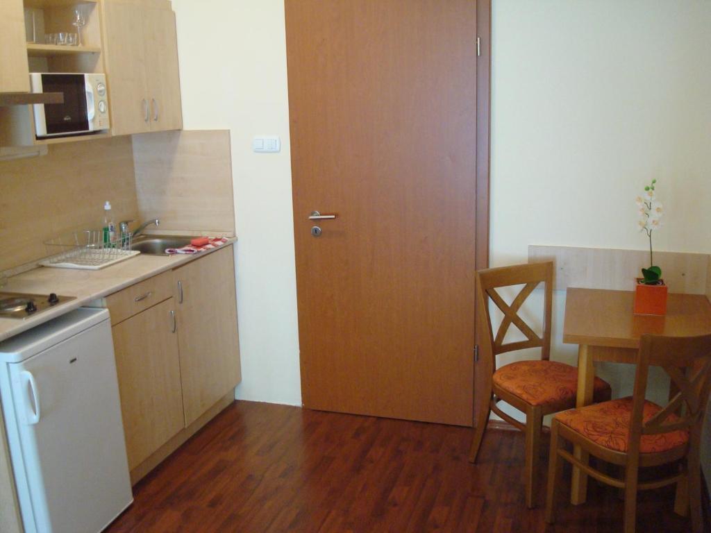 Carpe Diem Apartment Hajdúszoboszló Δωμάτιο φωτογραφία