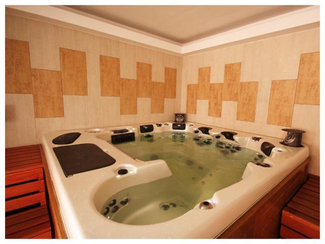Carpe Diem Apartment Hajdúszoboszló Εξωτερικό φωτογραφία